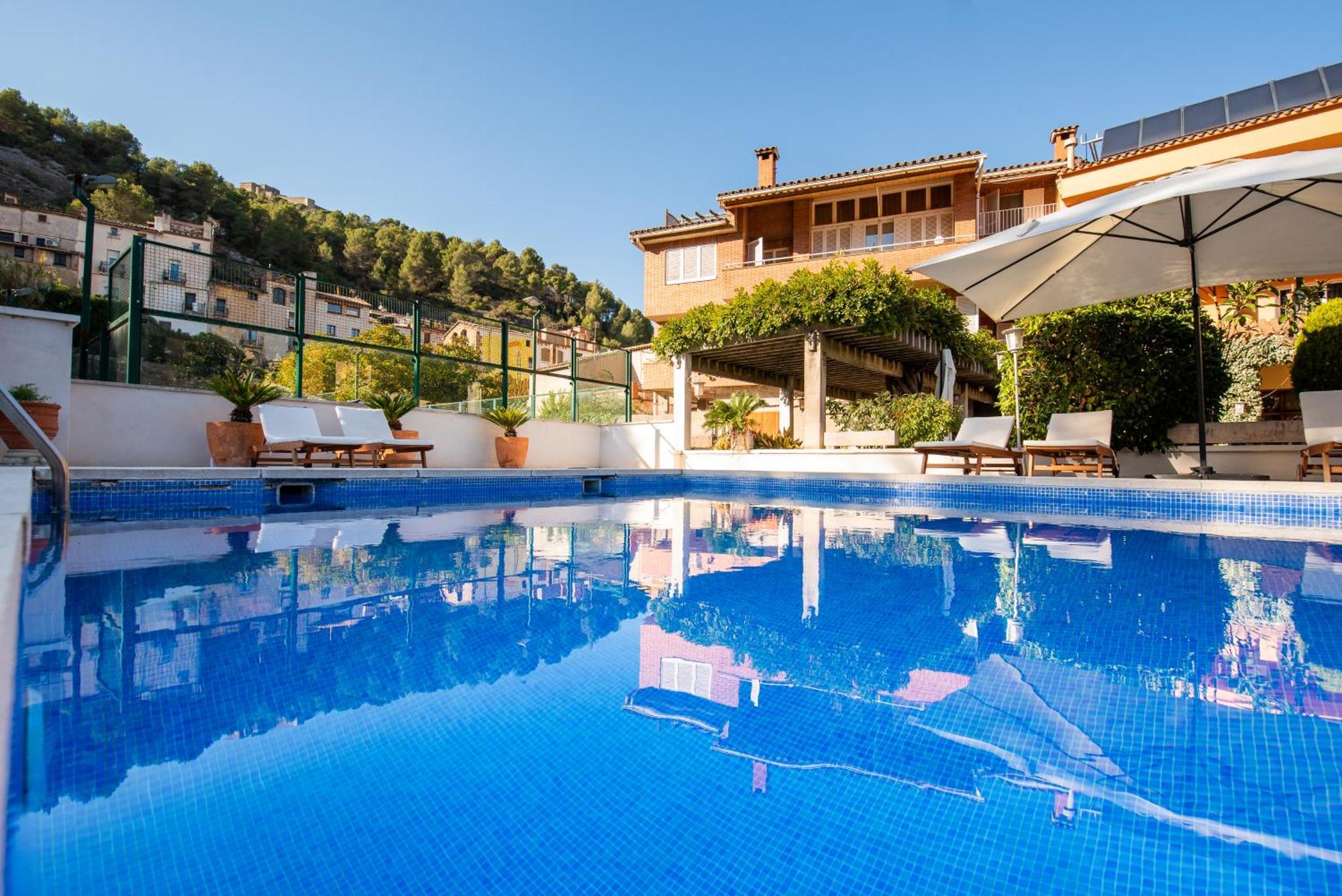 Hotel Robert La Pobla de Claramunt المظهر الخارجي الصورة