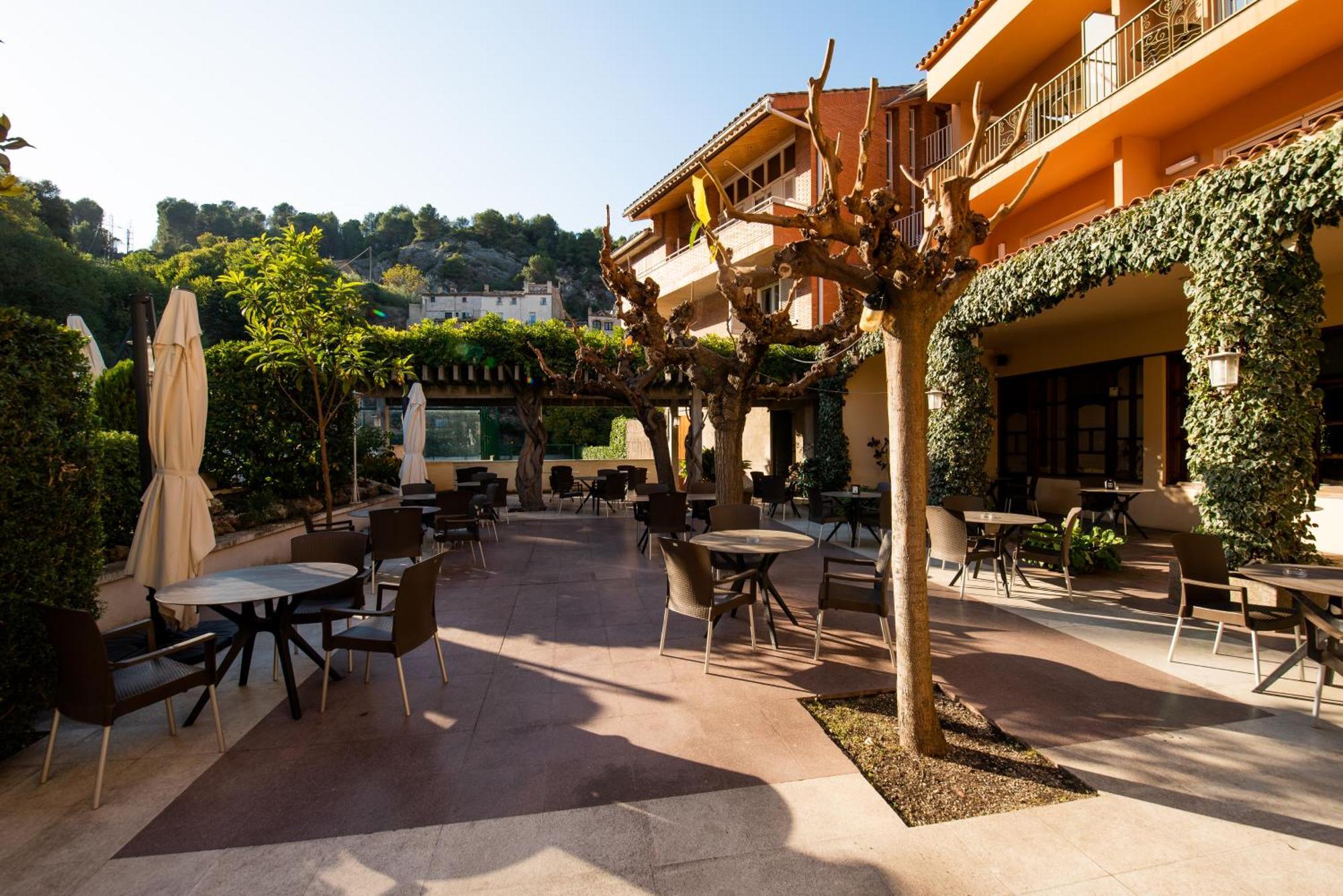 Hotel Robert La Pobla de Claramunt المظهر الخارجي الصورة